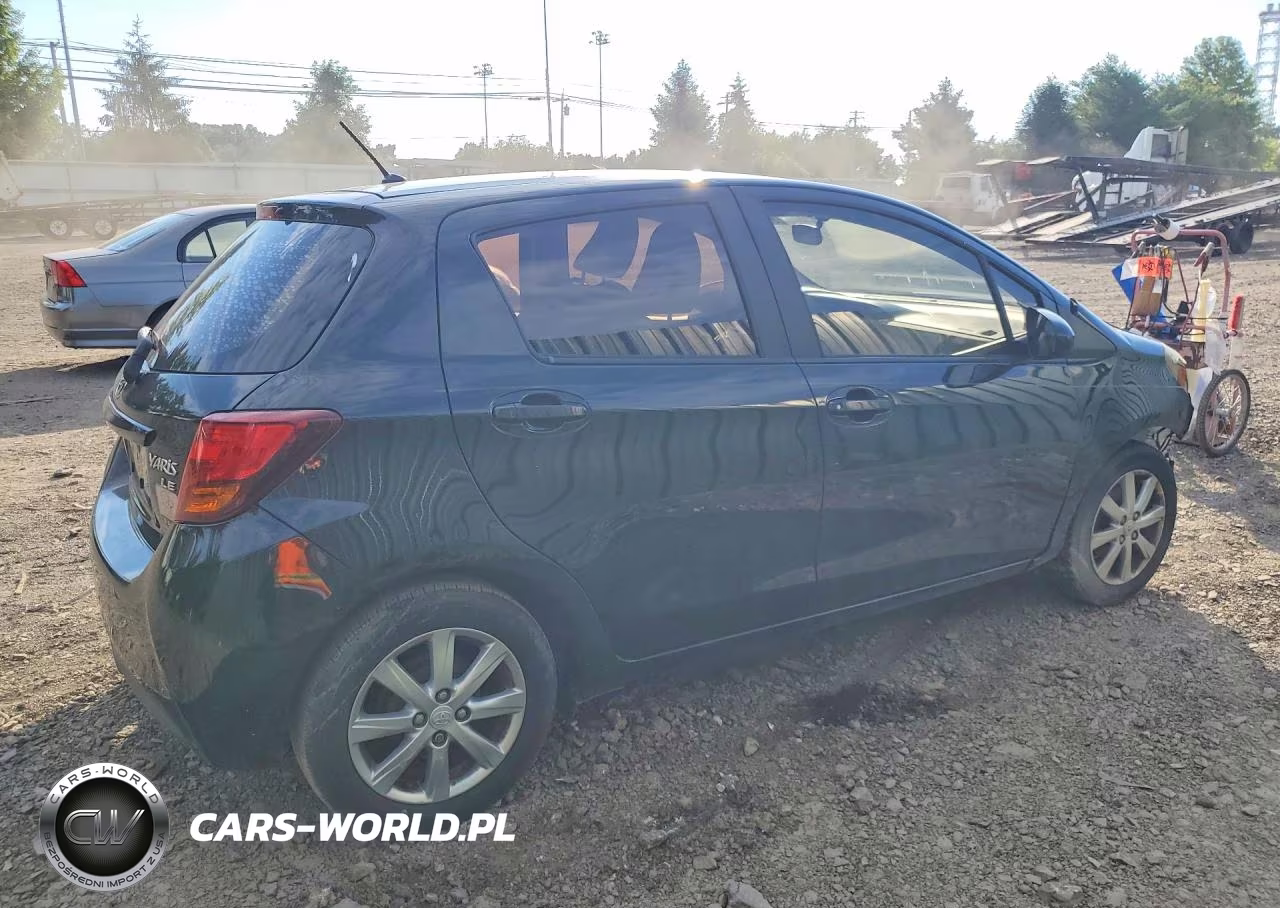 2015 Toyota Yaris 5-Door Le VIN:VNKKTUD38FA016548 - 3