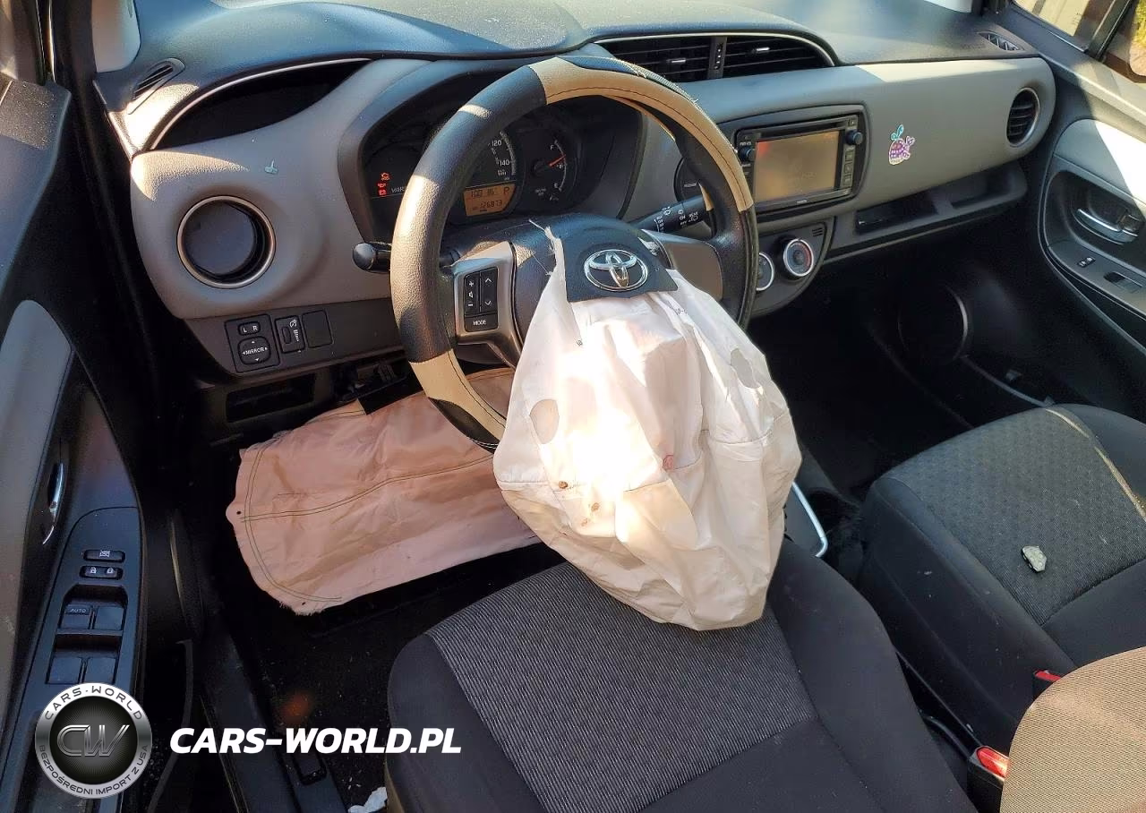 2015 Toyota Yaris 5-Door Le VIN:VNKKTUD38FA016548 - 8