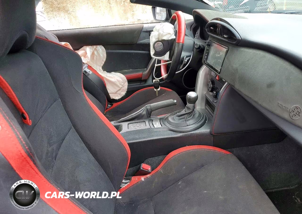 2017 Toyota 86 Base VIN:JF1ZNAA1XH8702447 - 7
