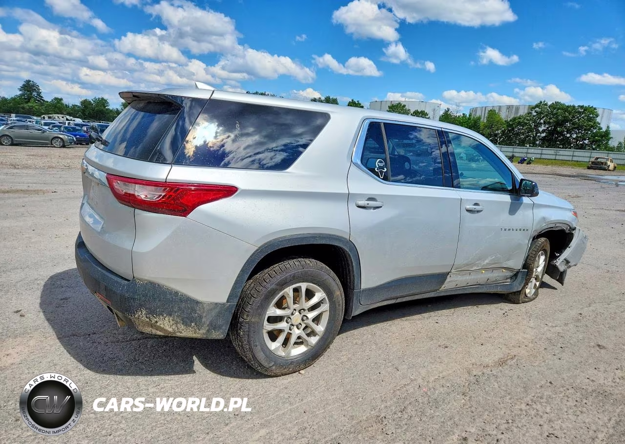 2020 Chevrolet Traverse Ls VIN:1GNEVFKW0LJ115084 - 3