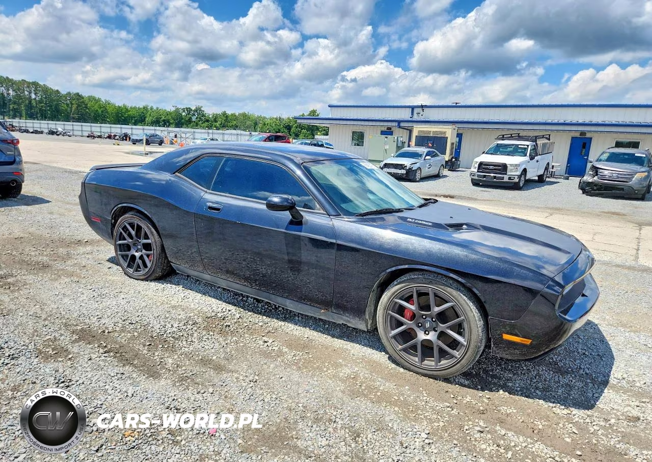 2010 Dodge Challenger Srt-8 VIN:2B3CJ7DW5AH220735 - 4
