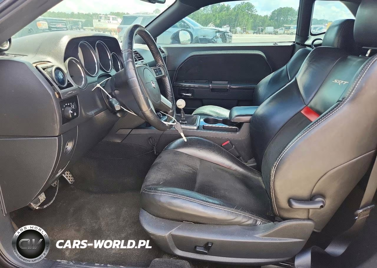 2010 Dodge Challenger Srt-8 VIN:2B3CJ7DW5AH220735 - 7