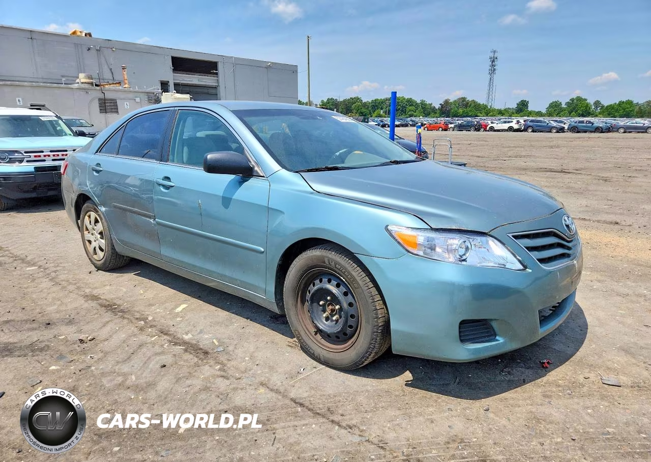 2010 Toyota Camry Le VIN:4T1BF3EK6AU556001 - 4