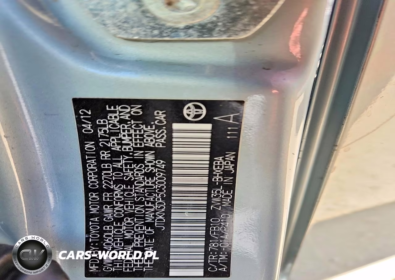 2012 Toyota Prius Plug-In Hybrid Base VIN:JTDKN3DP5C3009749 - 12