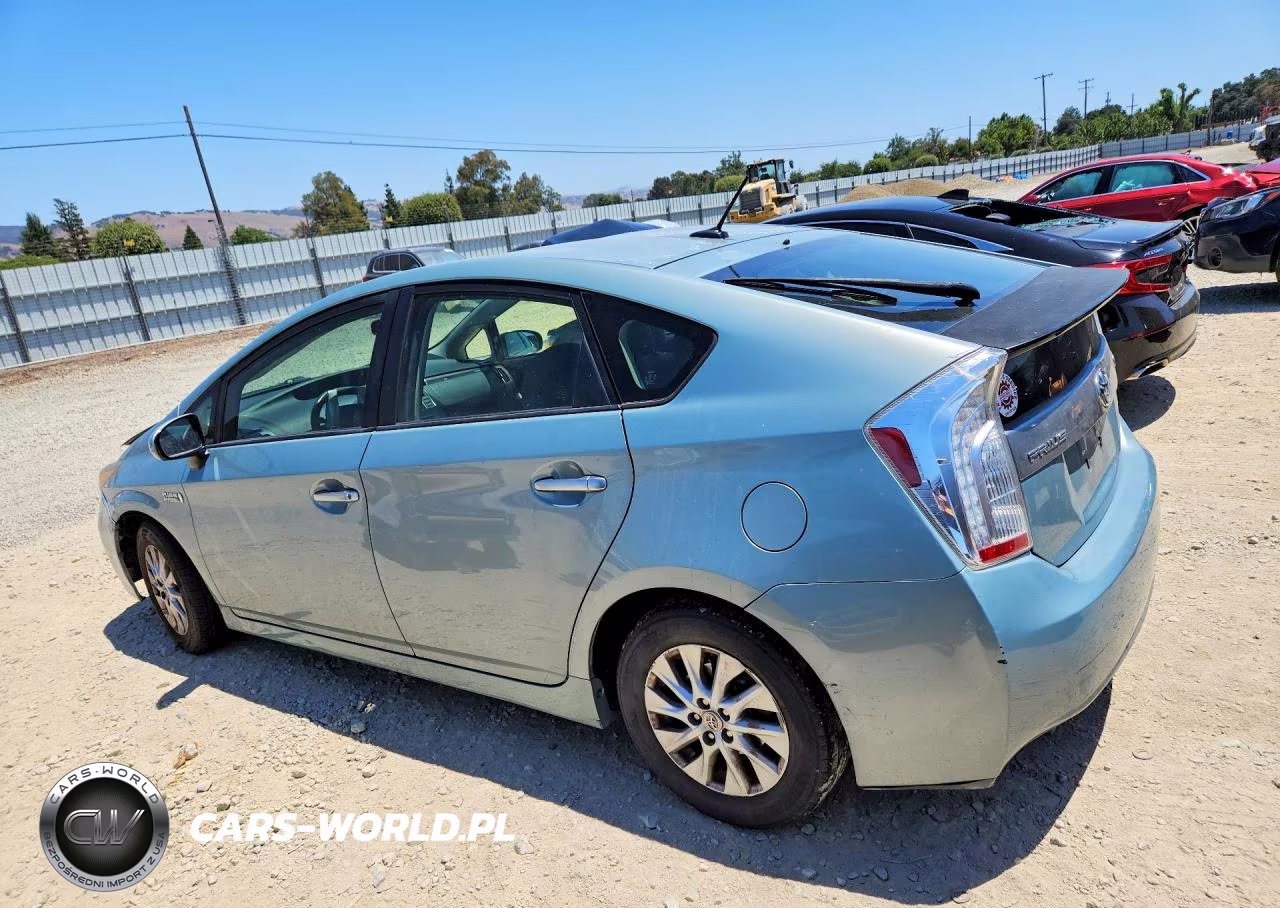 2012 Toyota Prius Plug-In Hybrid Base VIN:JTDKN3DP5C3009749 - 2