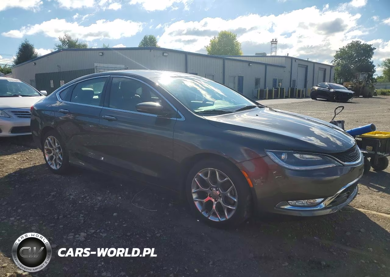 2015 Chrysler 200 C VIN:1C3CCCEG2FN512385 - 4
