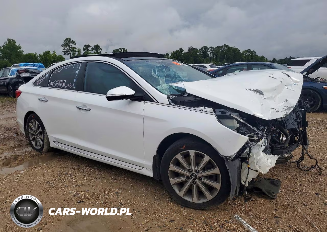 2016 Hyundai Sonata Limited VIN:5NPE34AF0GH287537 - 4