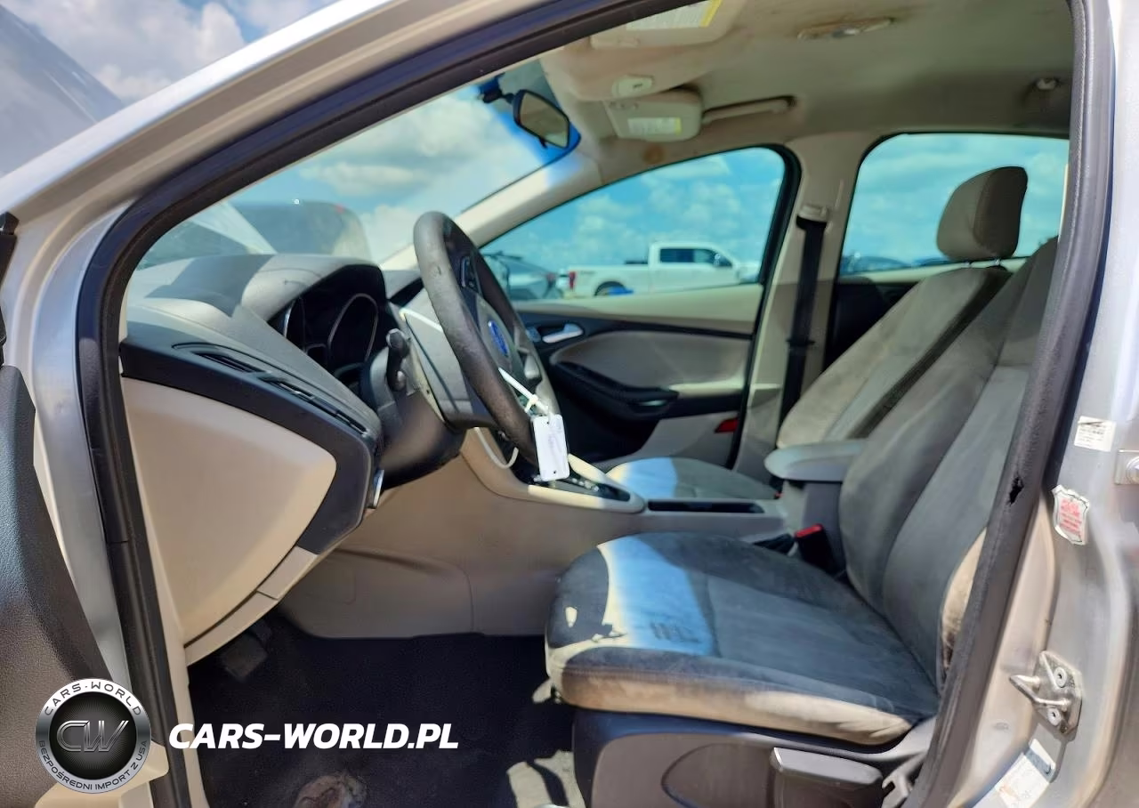 2018 Ford Focus Se VIN:1FADP3K24JL326788 - 7