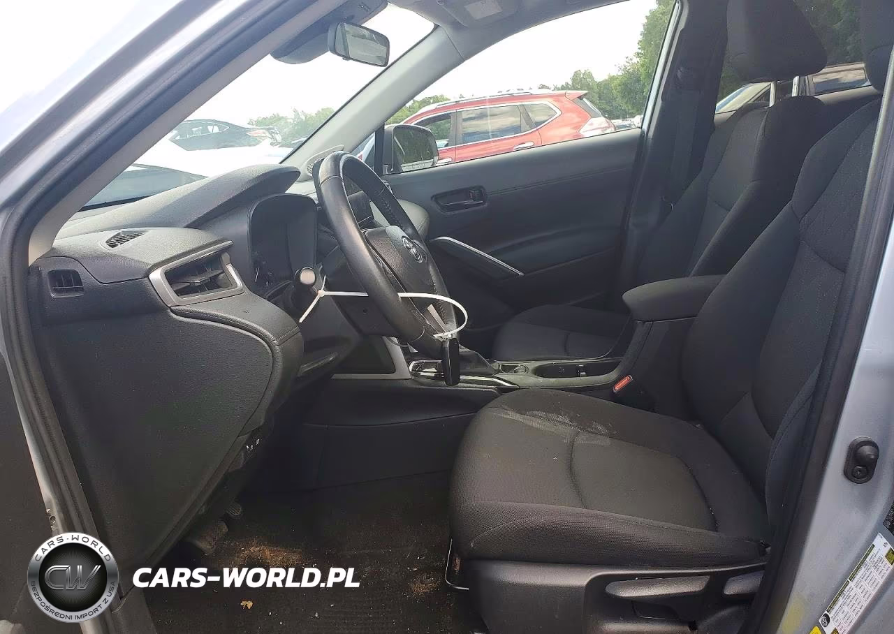 2023 Toyota Corolla Cross Le VIN:7MUBAABG0PV078877 - 7