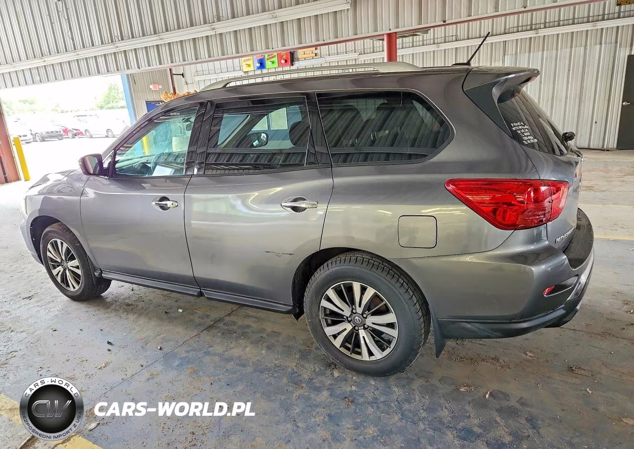 2017 Nissan Pathfinder S VIN:5N1DR2MM3HC911557 - 2