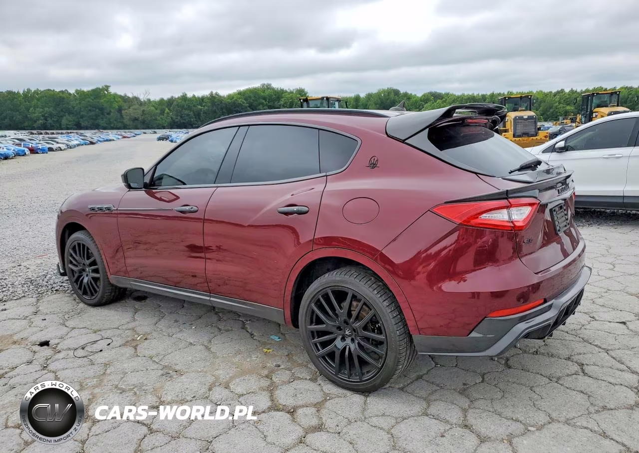 2017 Maserati Levante S Sport VIN:ZN661YUS2HX253596 - 2
