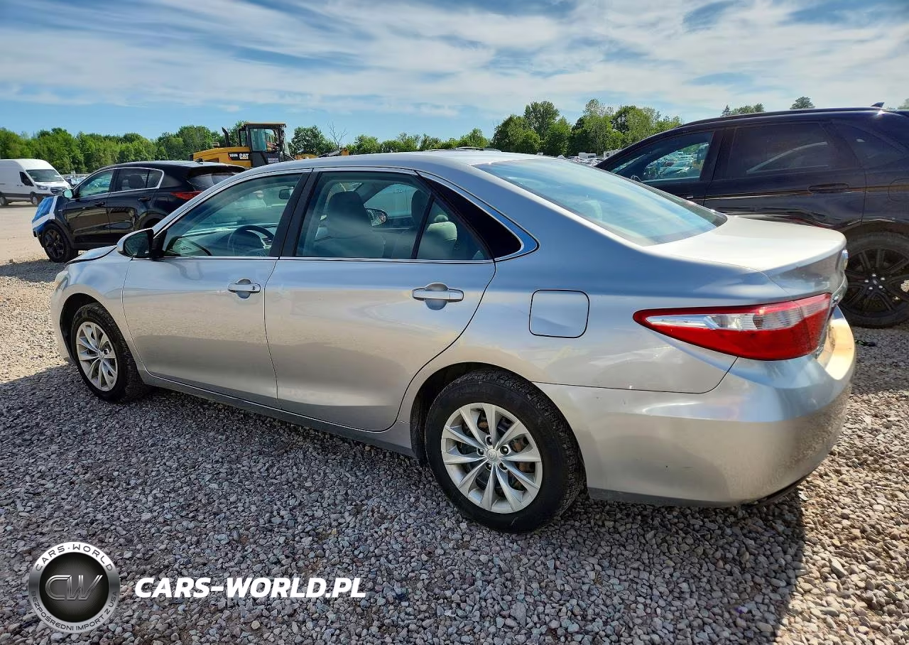 2016 Toyota Camry Le VIN:4T1BF1FKXGU131442 - 2