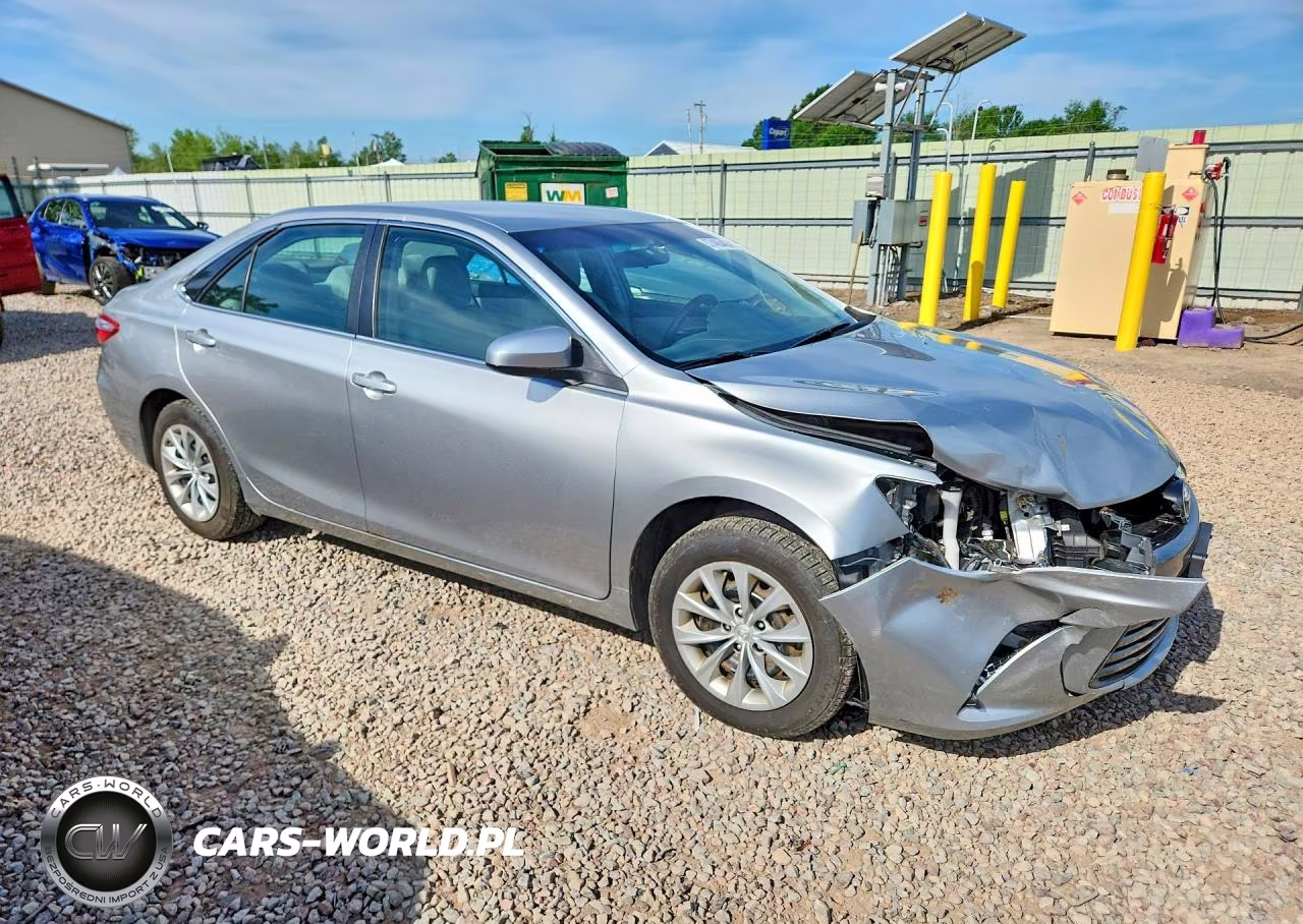 2016 Toyota Camry Le VIN:4T1BF1FKXGU131442 - 4