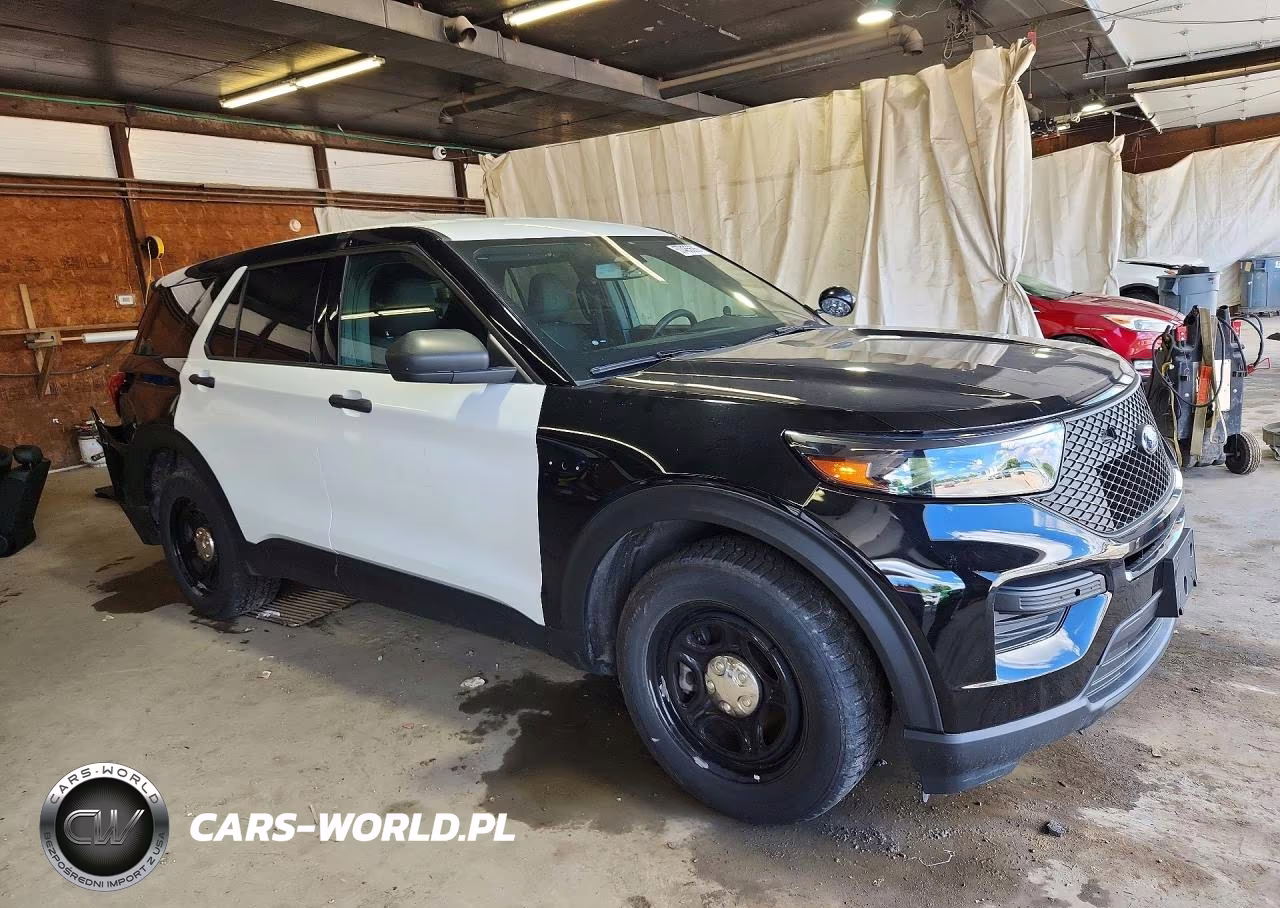 2022 Ford Explorer Police Interceptor VIN:1FM5K8AW4NNA13938 - 4