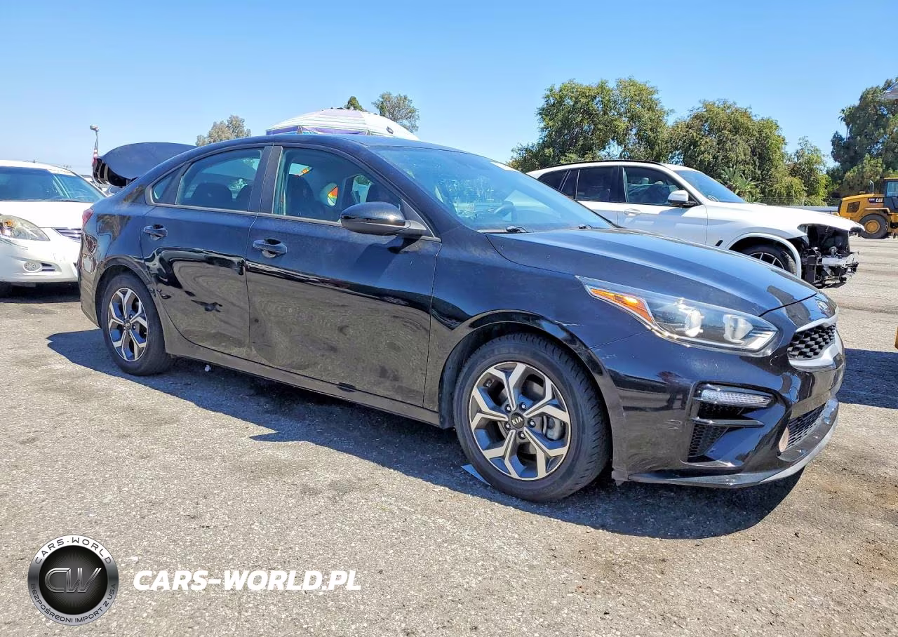 2020 Kia Forte Lxs VIN:3KPF24AD0LE155964 - 4