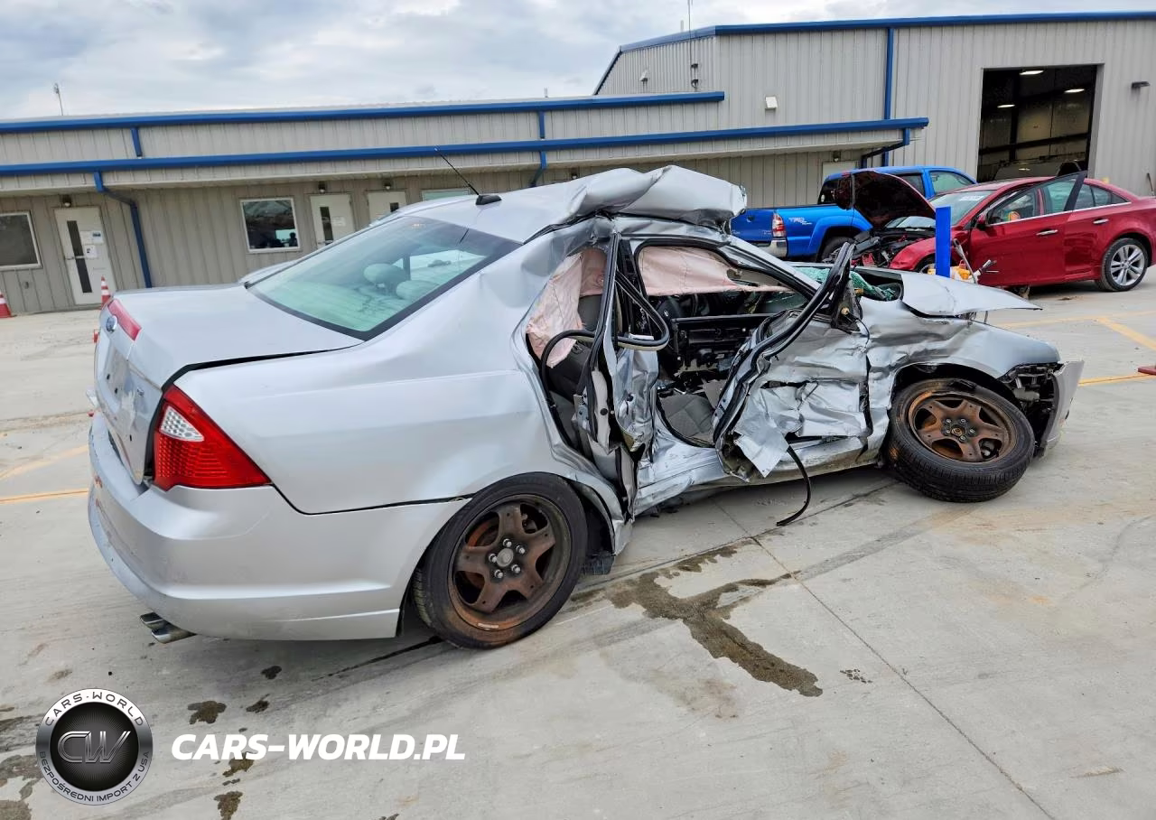 2010 Ford Fusion Se VIN:3FAHP0HA8AR156290 - 3