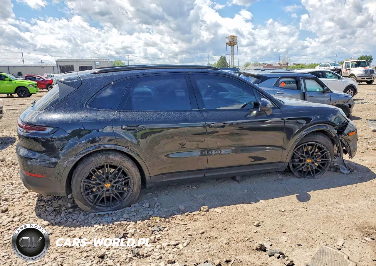 2024 Porsche Cayenne VIN:WP1AA2AY6RDA05256 - 3
