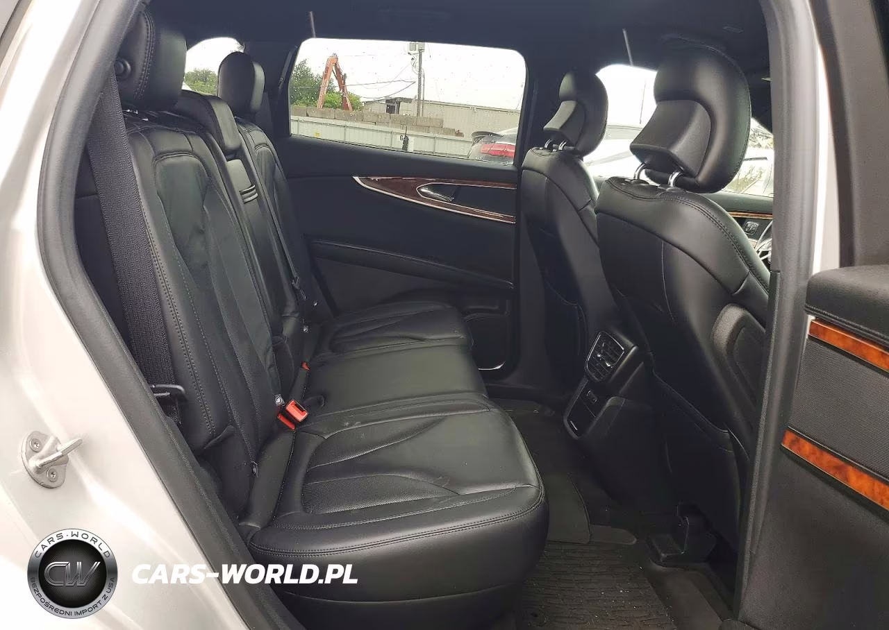 2019 Lincoln Nautilus Select VIN:2LMPJ8K93KBL65019 - 11