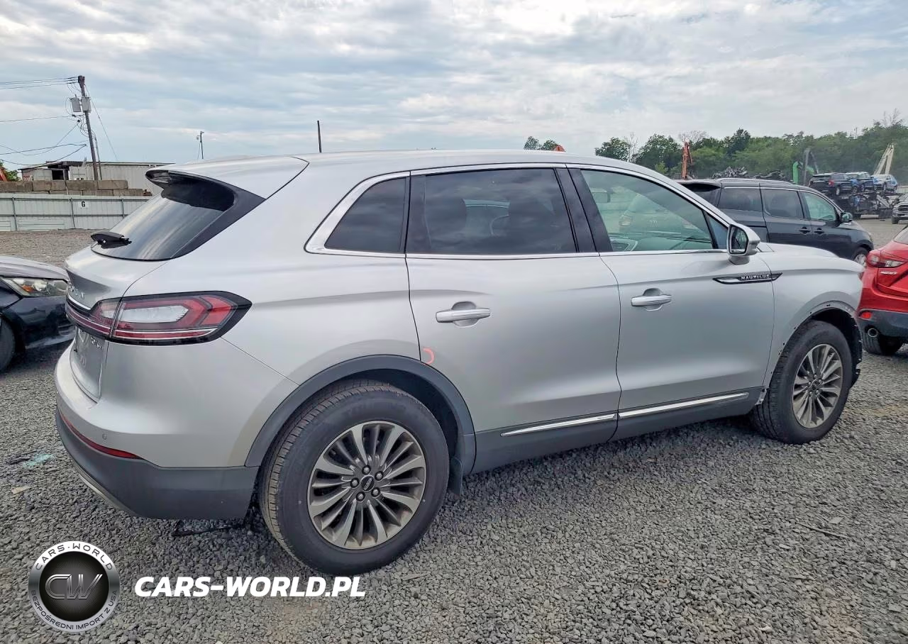 2019 Lincoln Nautilus Select VIN:2LMPJ8K93KBL65019 - 3