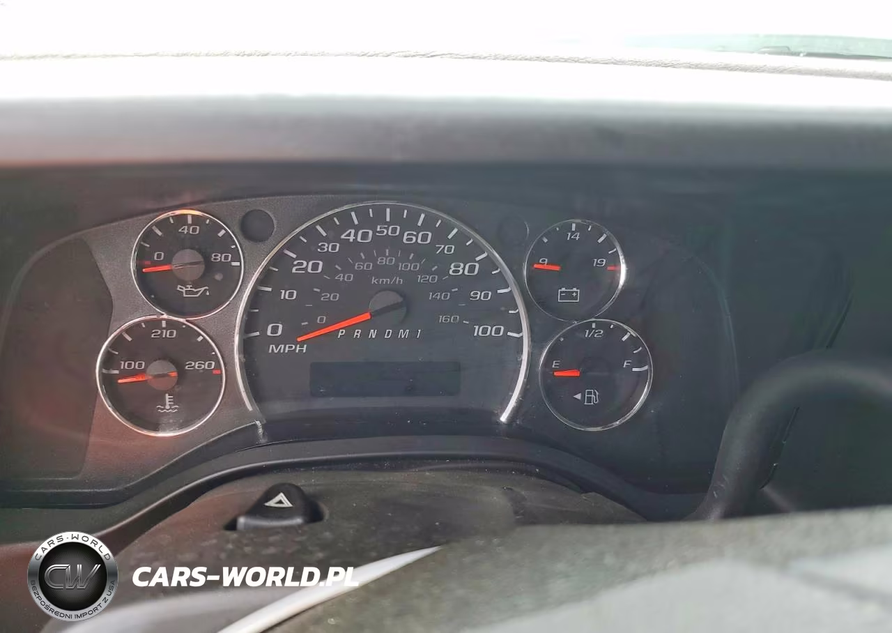 2020 Chevrolet Express G2500 VIN:1GCWGAFG9L1212474 - 9