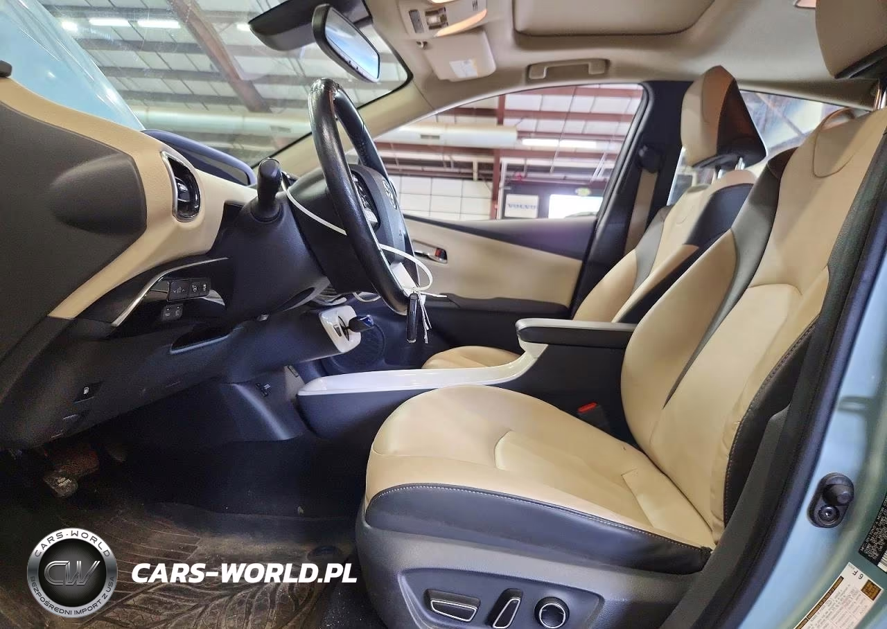 2016 Toyota Prius Four VIN:JTDKARFU9G3514250 - 7