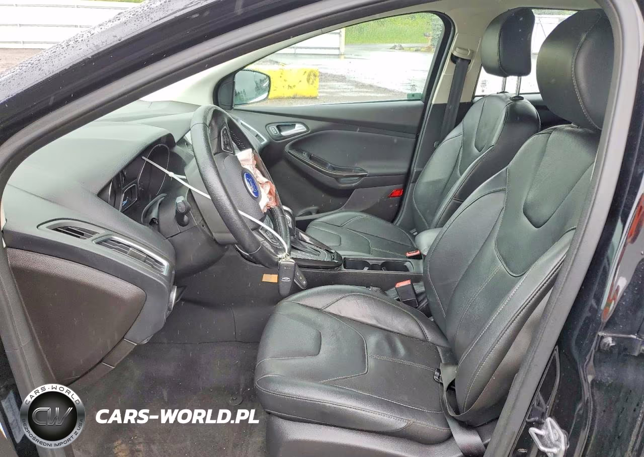 2017 Ford Focus Titanium VIN:1FADP3N20HL213376 - 7