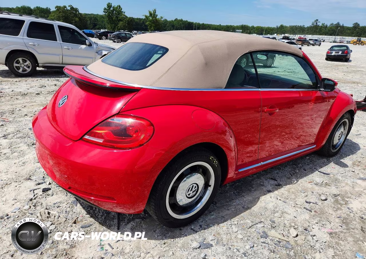 2014 Volkswagen Beetle VIN:3VW517AT0EM823162 - 3