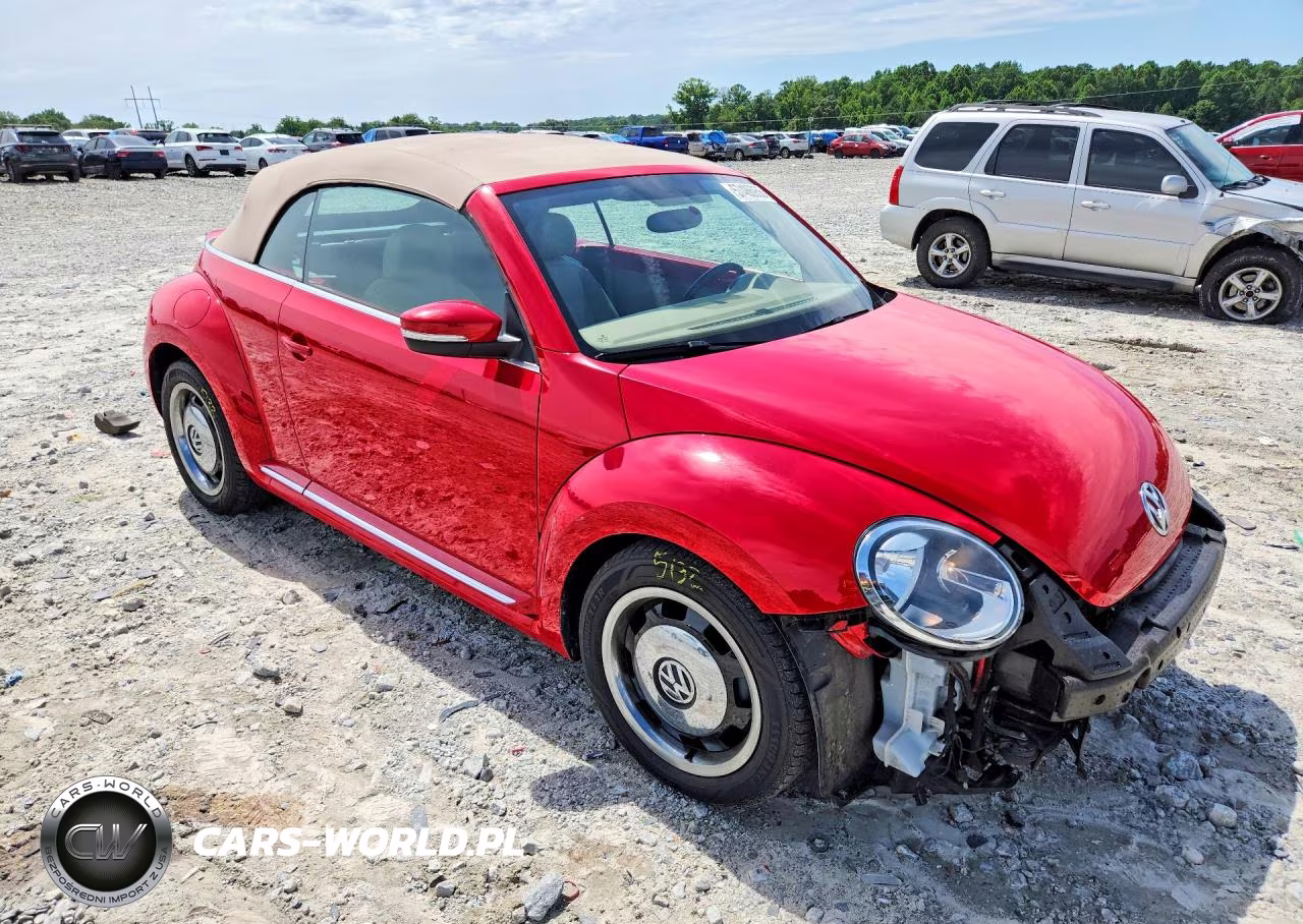 2014 Volkswagen Beetle VIN:3VW517AT0EM823162 - 4