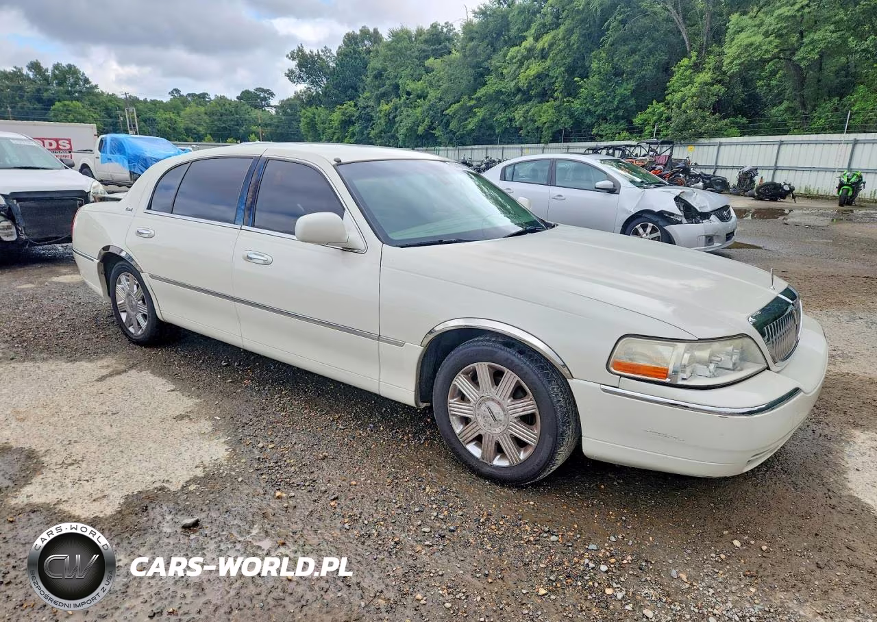 2003 Lincoln Town Car Cartier L VIN:1LNHM85W33Y700177 - 4