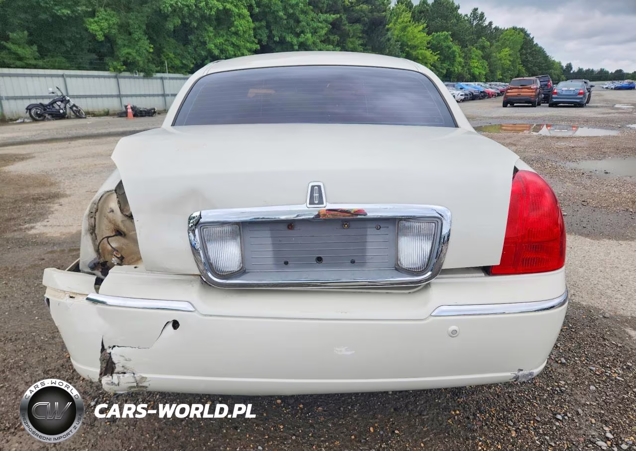 2003 Lincoln Town Car Cartier L VIN:1LNHM85W33Y700177 - 6