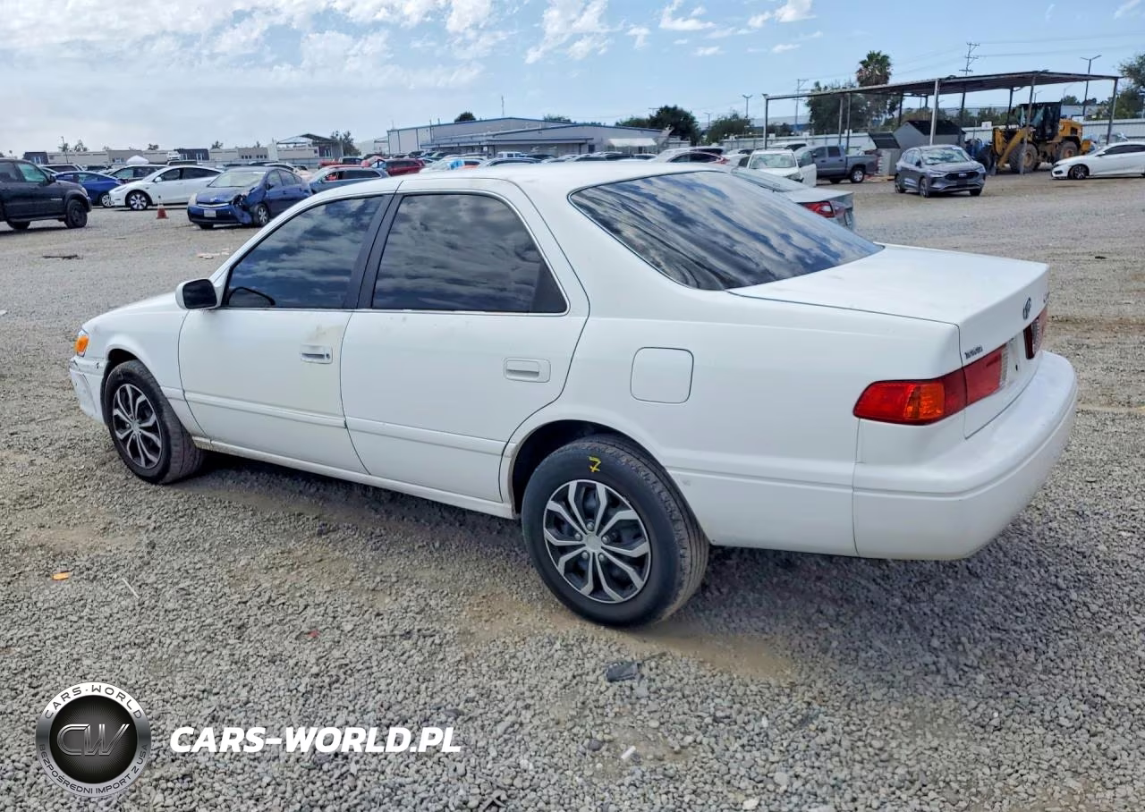 2001 Toyota Camry Le VIN:4T1BG22K11U778411 - 2
