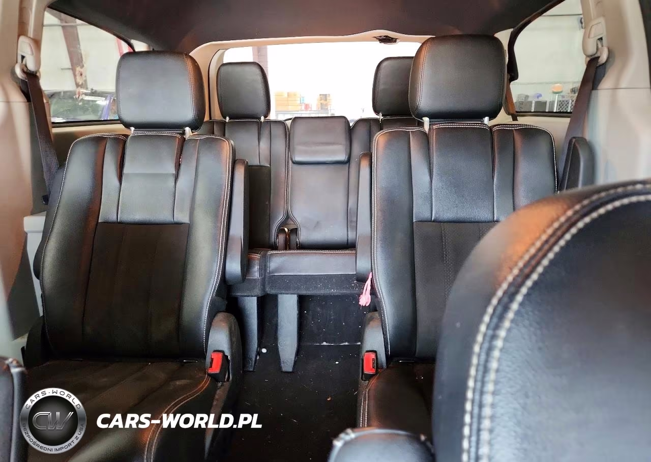 2019 Dodge Grand Caravan Sxt VIN:2C4RDGCG0KR766476 - 10