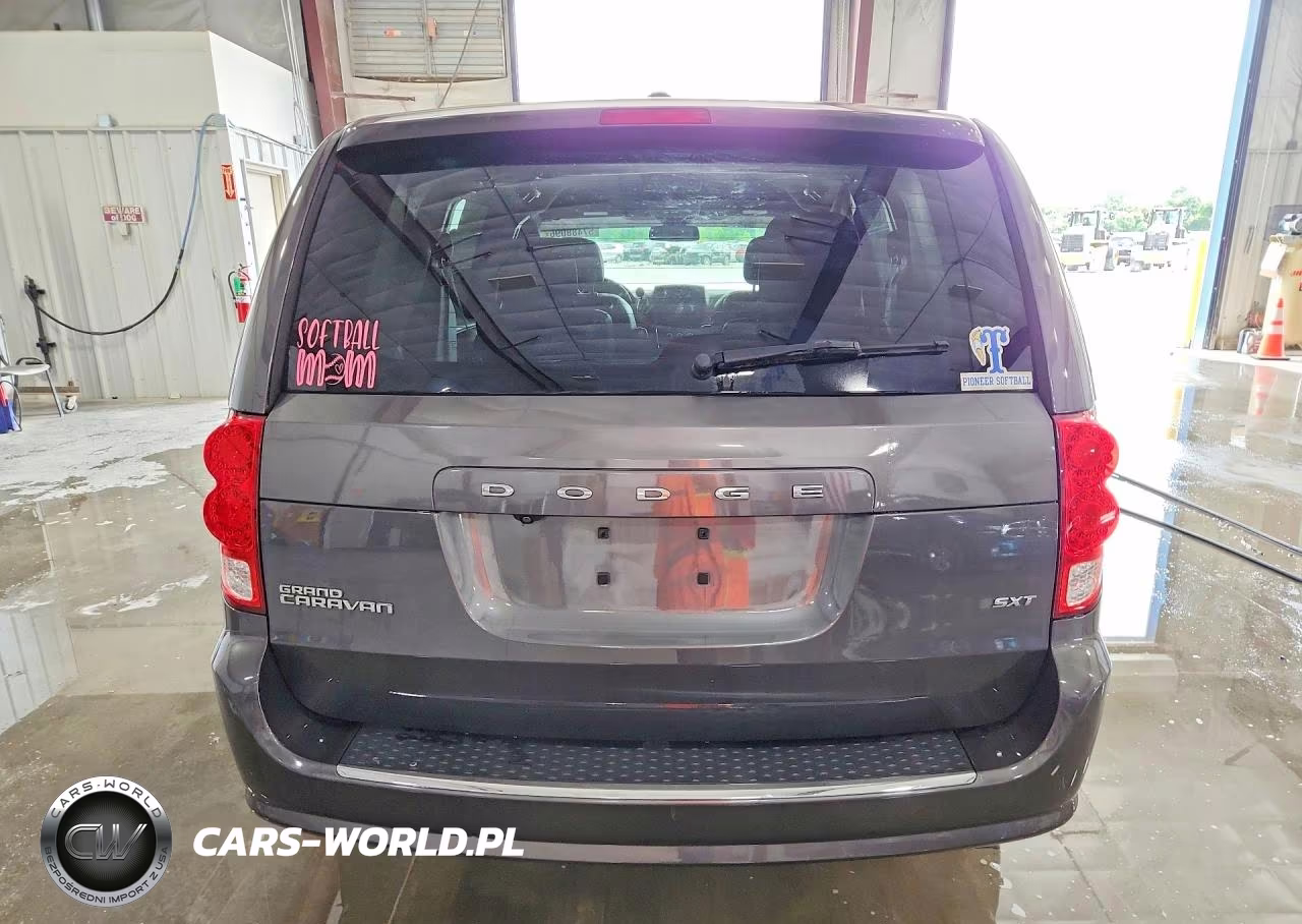 2019 Dodge Grand Caravan Sxt VIN:2C4RDGCG0KR766476 - 6