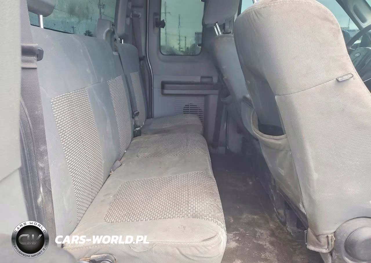 2011 Ford F250 Super Duty VIN:1FT7X2AT4BEB05225 - 10