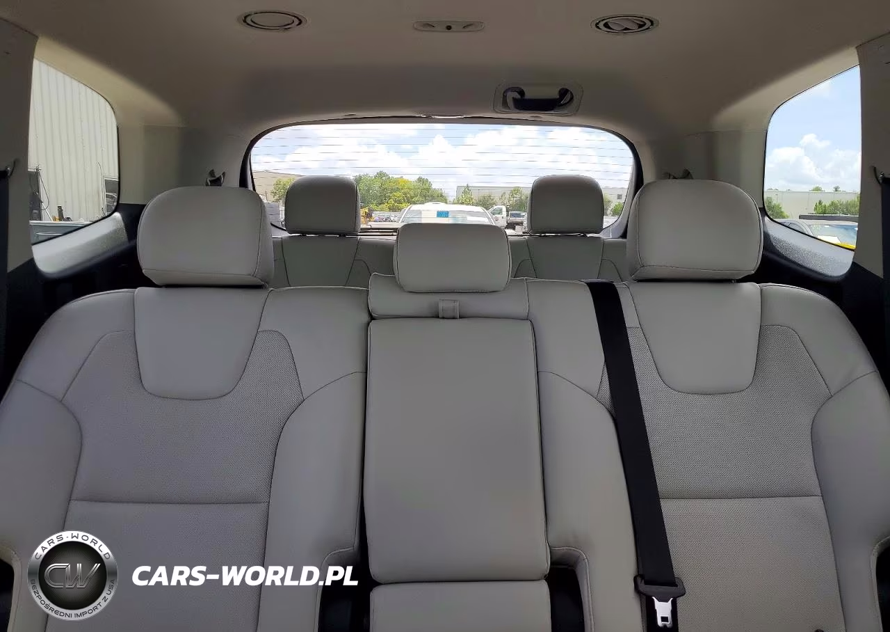 2020 Kia Telluride S VIN:5XYP64HC3LG089208 - 10