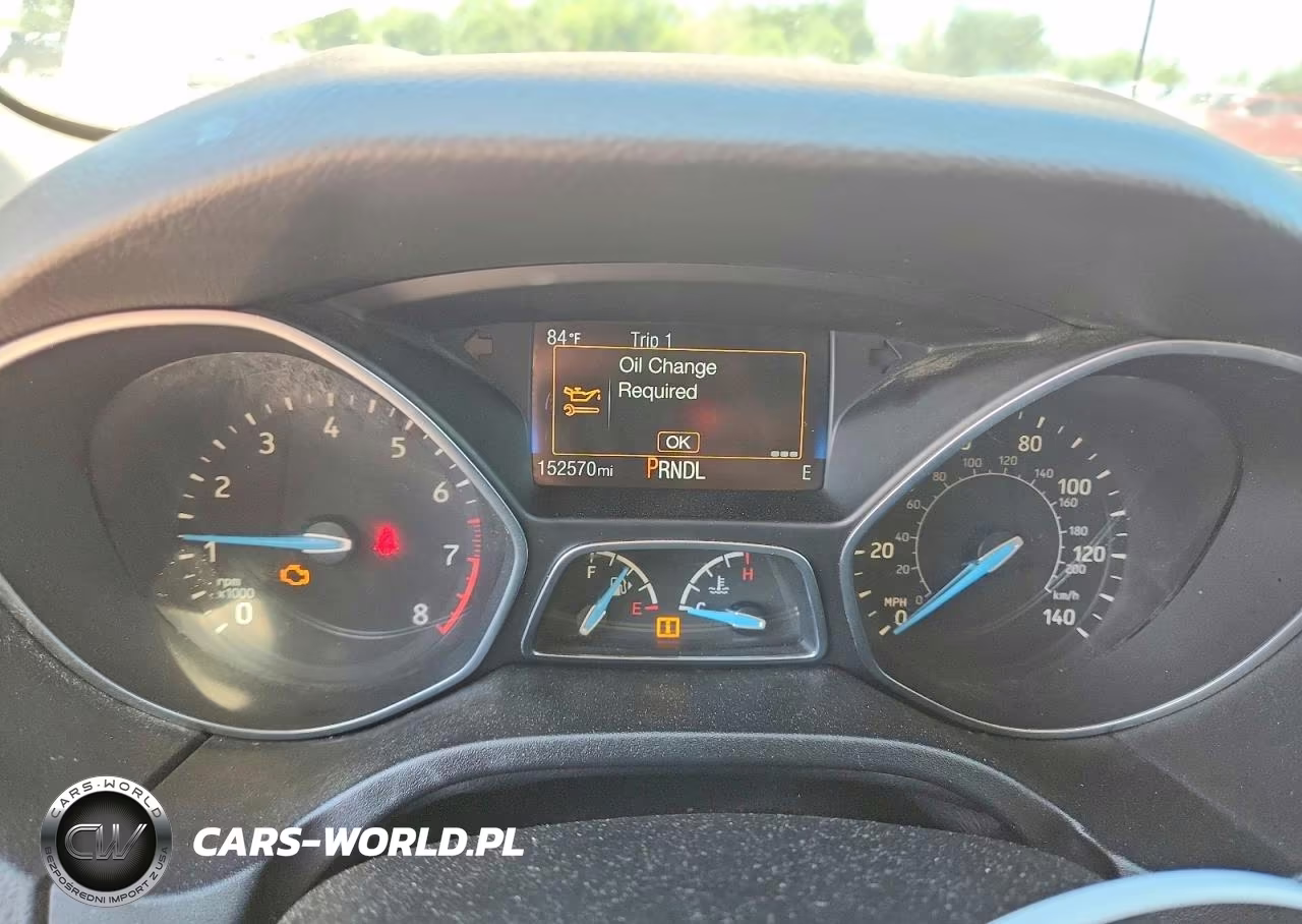 2017 Ford Focus Se VIN:1FADP3K21HL318335 - 9