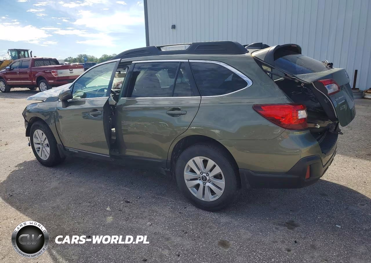 2019 Subaru Outback 2.5I Premium VIN:4S4BSAFC4K3380743 - 2