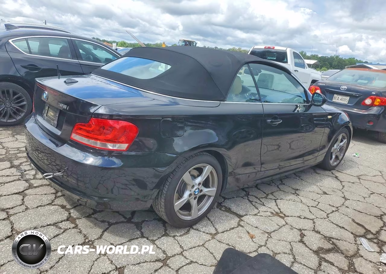 2013 BMW 128 I VIN:WBAUN1C5XDVR01849 - 3