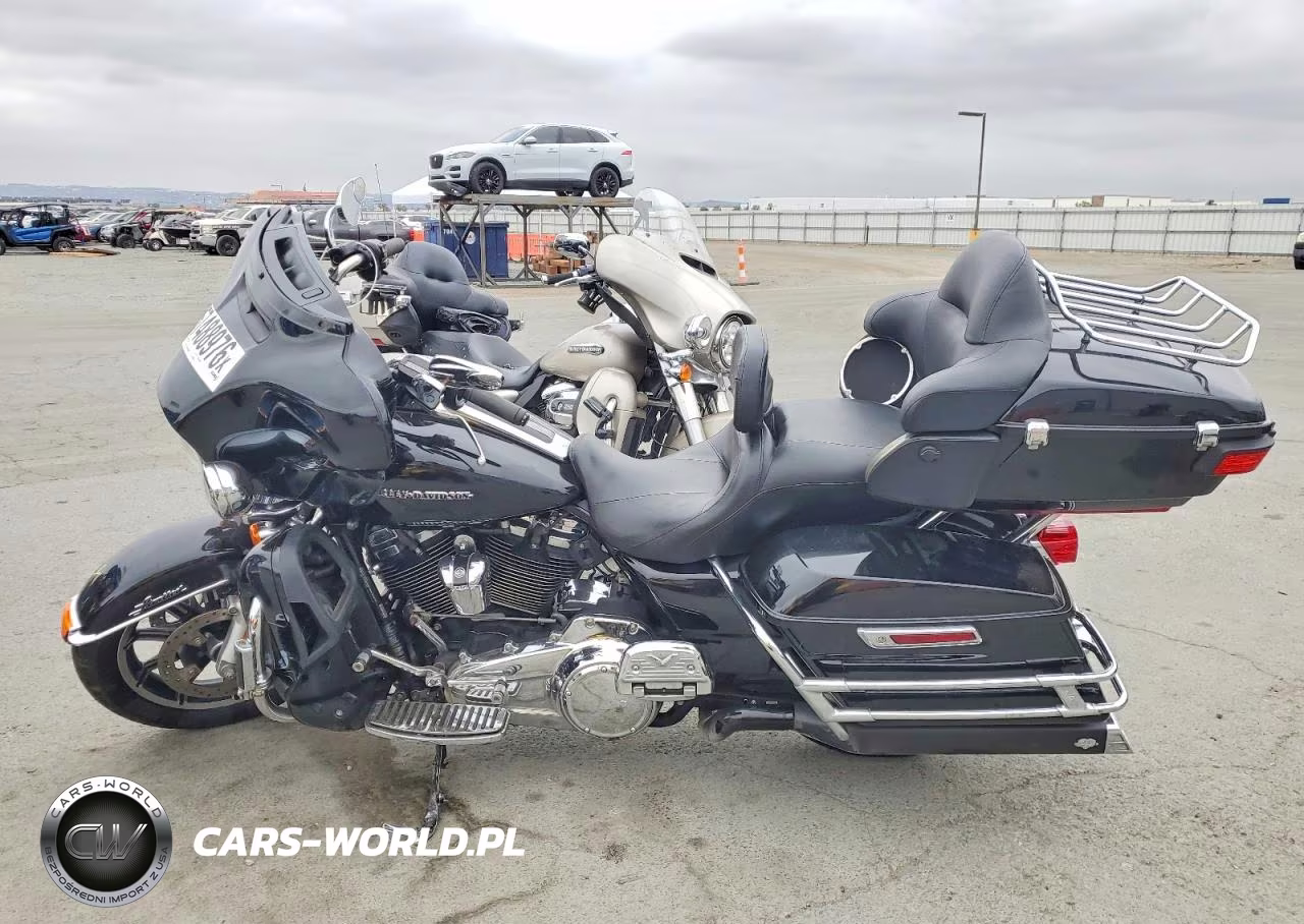 2018 Harley-Davidson Flhtk Ultra Limited VIN:1HD1KED3XJB600836 - 3