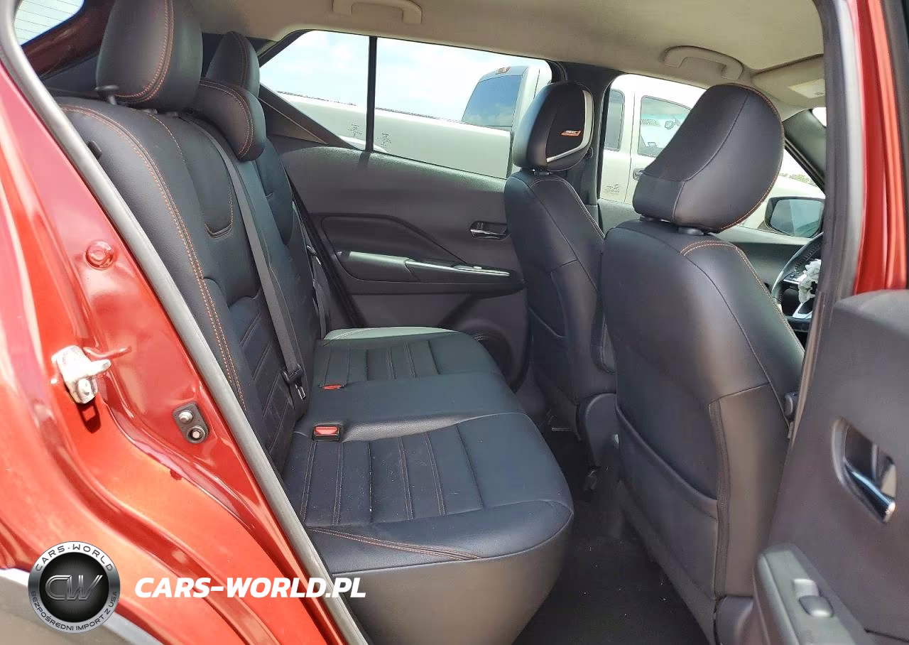 2019 Nissan Kicks Sr VIN:3N1CP5CU4KL537077 - 11