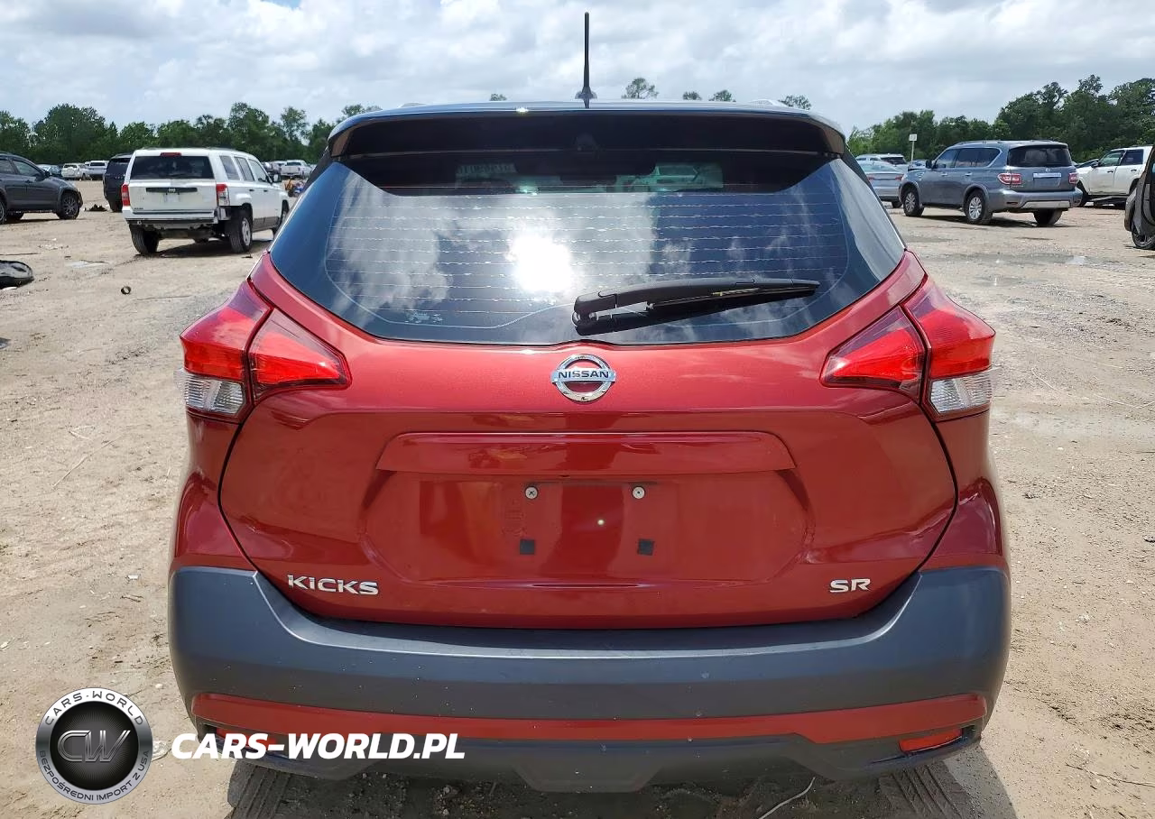 2019 Nissan Kicks Sr VIN:3N1CP5CU4KL537077 - 6