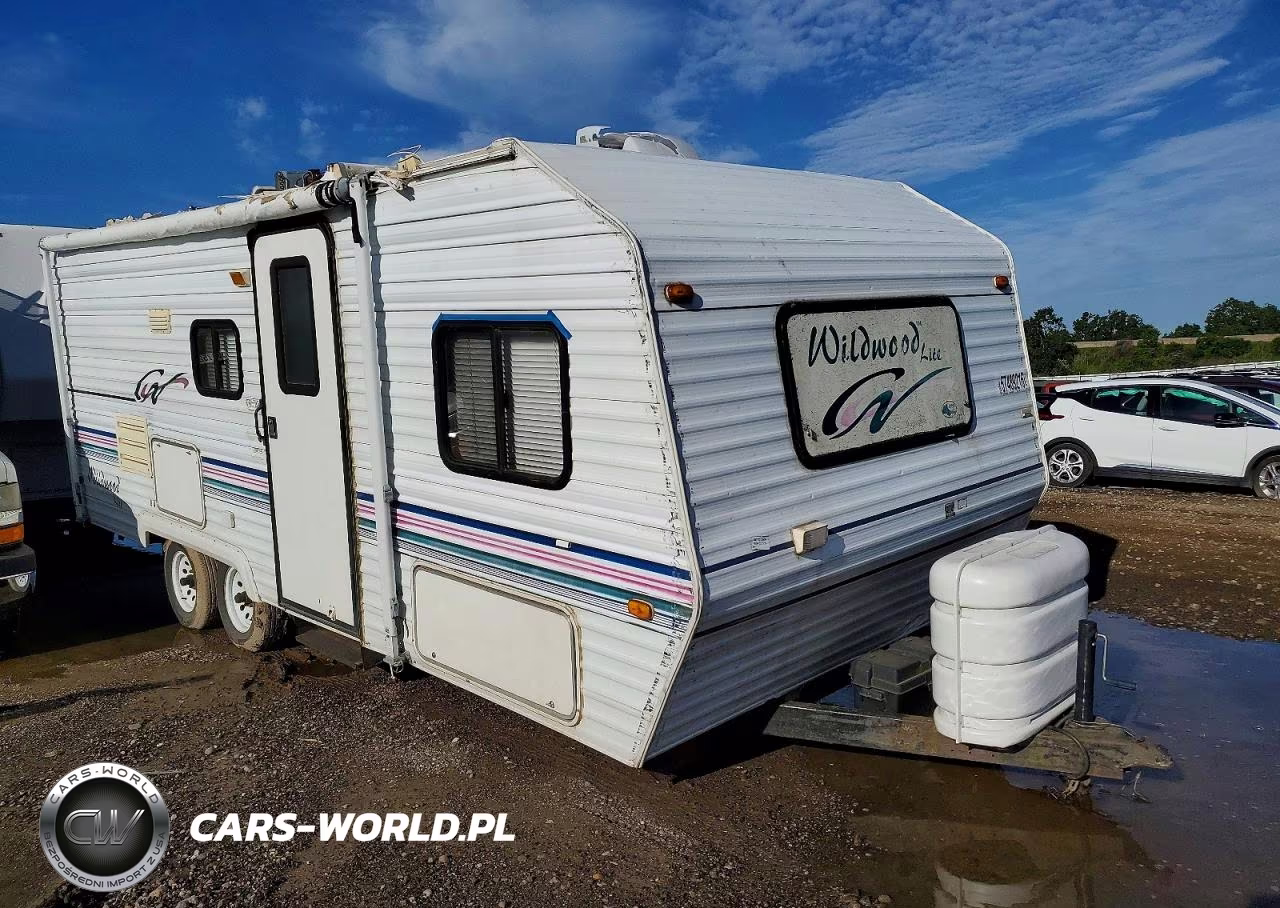 1999 Forest River Wildwood Camper