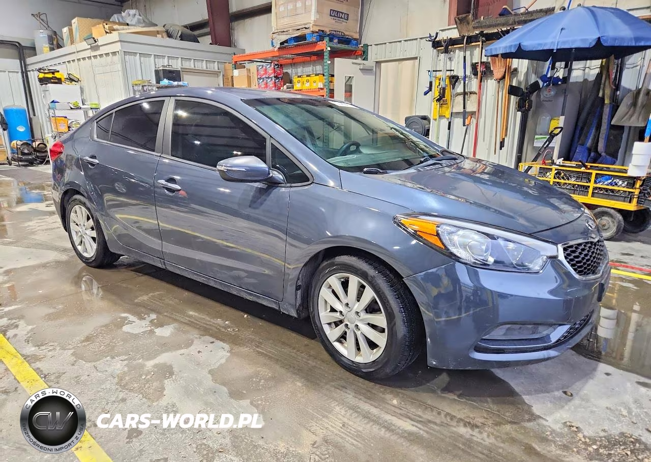 2015 Kia Forte Lx VIN:KNAFX4A67F5380852 - 4