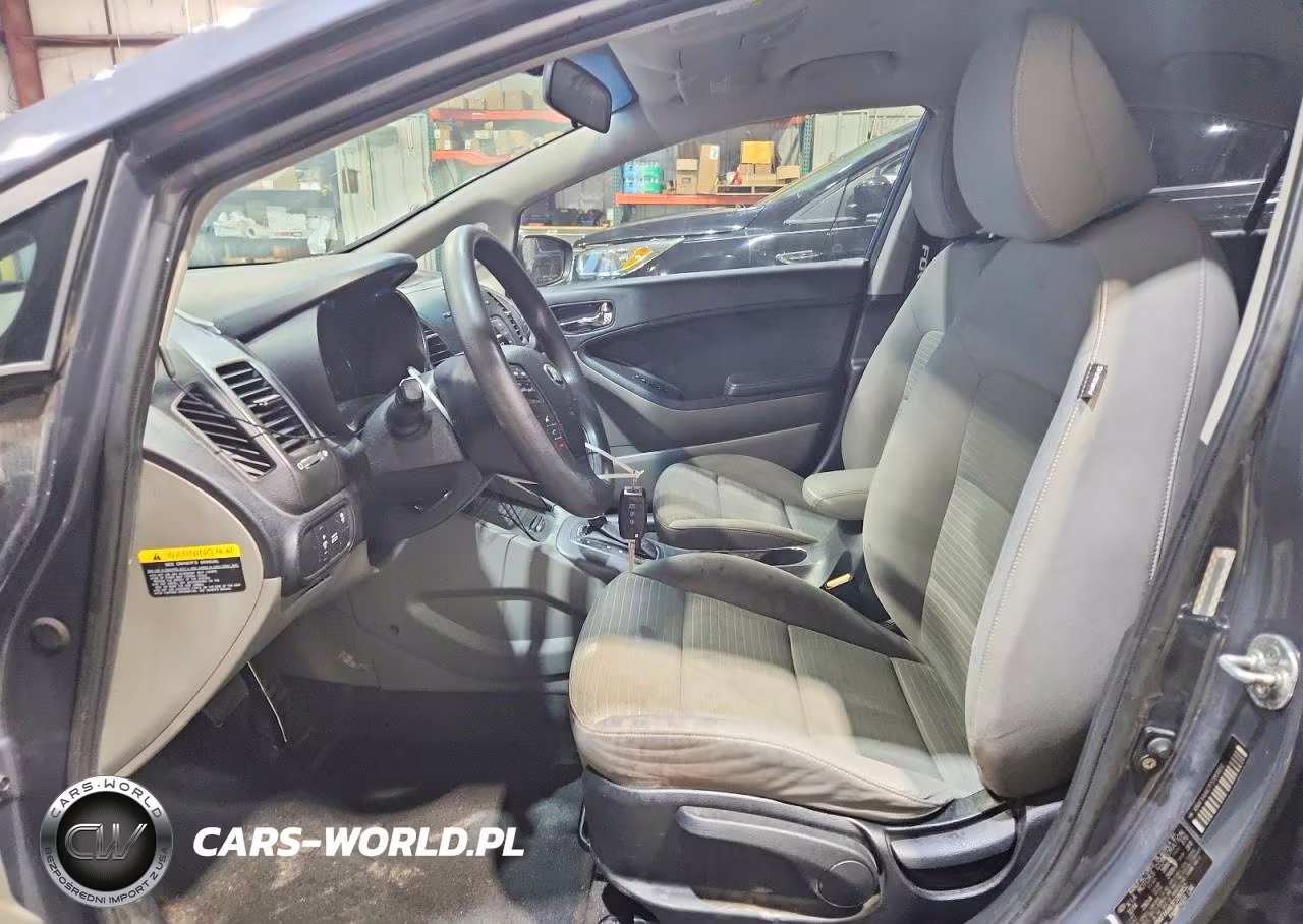 2015 Kia Forte Lx VIN:KNAFX4A67F5380852 - 7