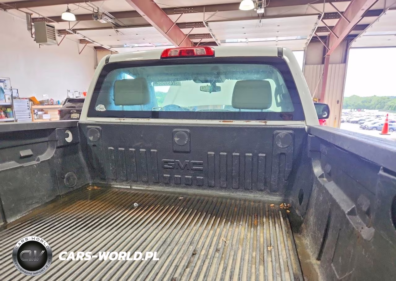 2018 GMC Sierra C1500 VIN:1GTN1LEH0JZ308205 - 10