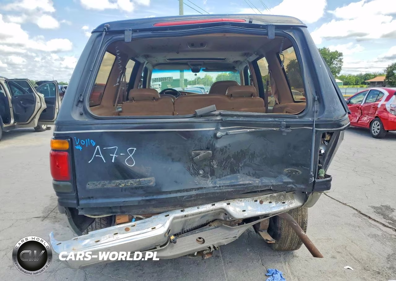 1996 Ford Explorer VIN:1FMDU34X2TUC80110 - 6