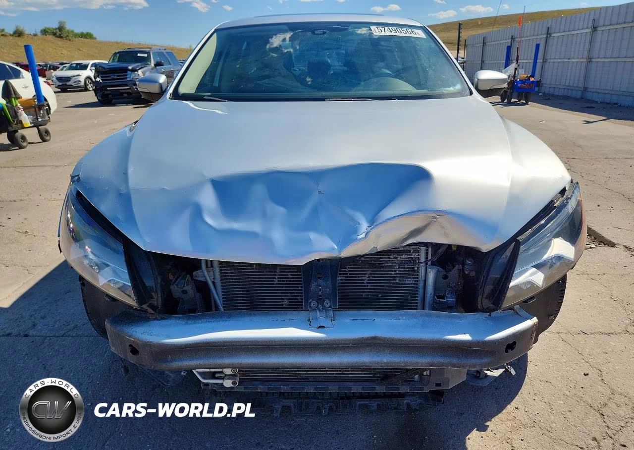 2014 Volkswagen Passat Sel VIN:1VWCN7A32EC046870 - 5