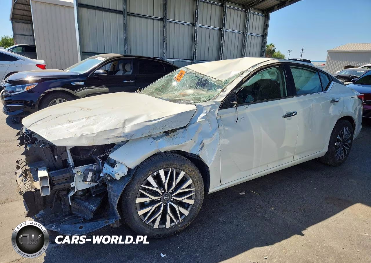 2025 Nissan Altima Sv – zdjęcie 1 z 12