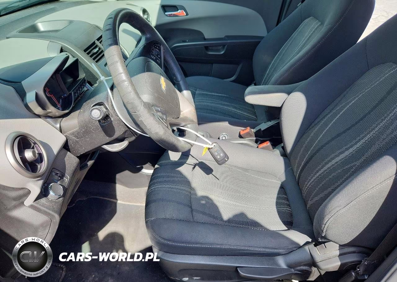 2016 Chevrolet Sonic Lt VIN:1G1JC6SB1G4149753 - 7