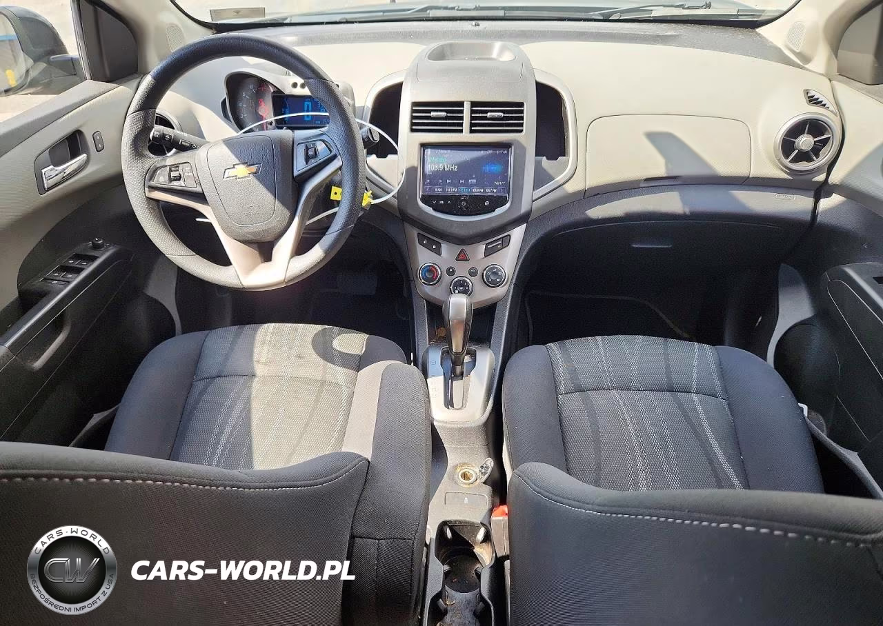 2016 Chevrolet Sonic Lt VIN:1G1JC6SB1G4149753 - 8